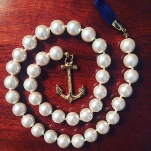 Valerie Pearl Anchor Necklace